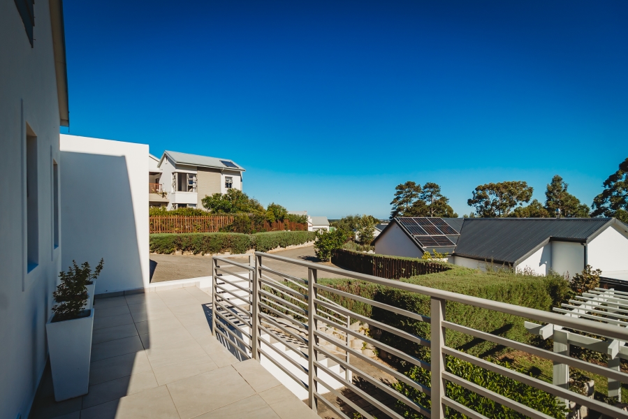3 Bedroom Property for Sale in Mont Fleur Mountain Estate Western Cape